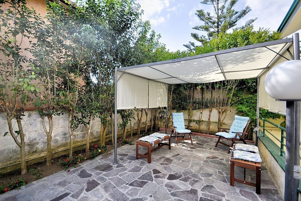 Photo of Patio Balcony in Laura