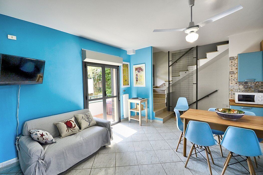 Photo of Livingroom in Laura