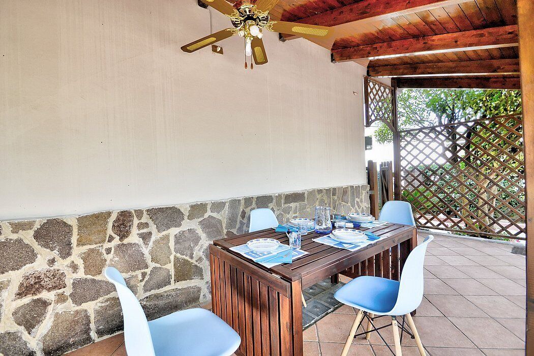 Photo of Outdoor in Laura