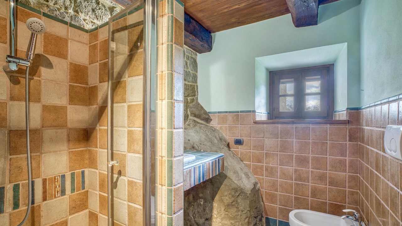 Photo of Bathroom in Porrena