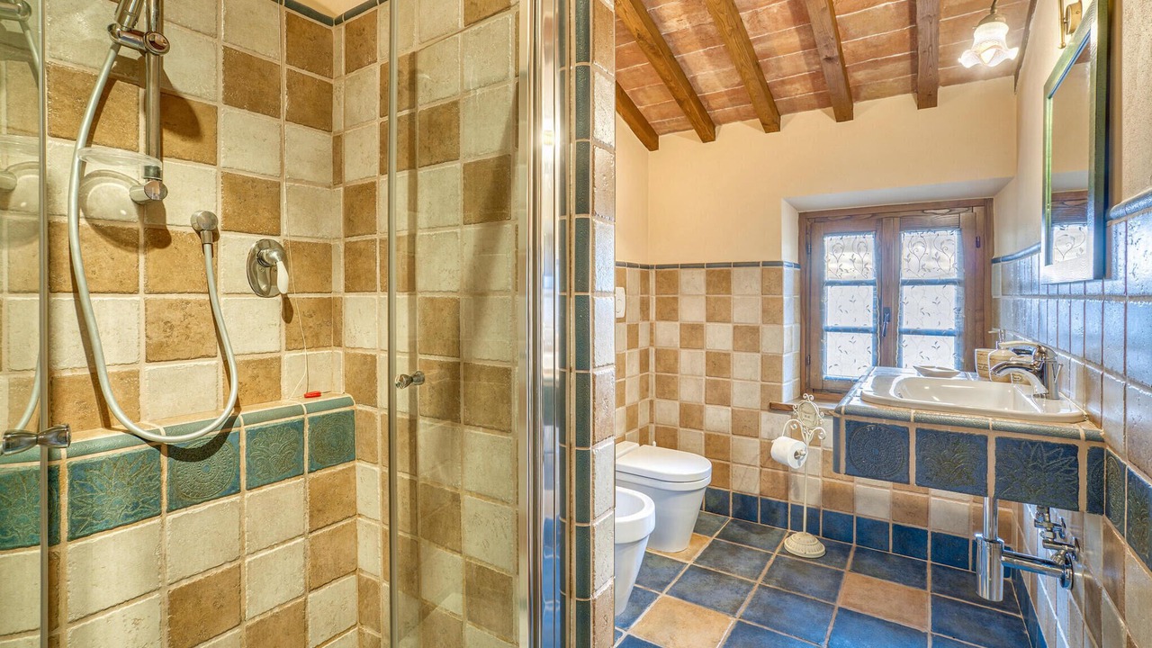 Photo of Bathroom in Porrena