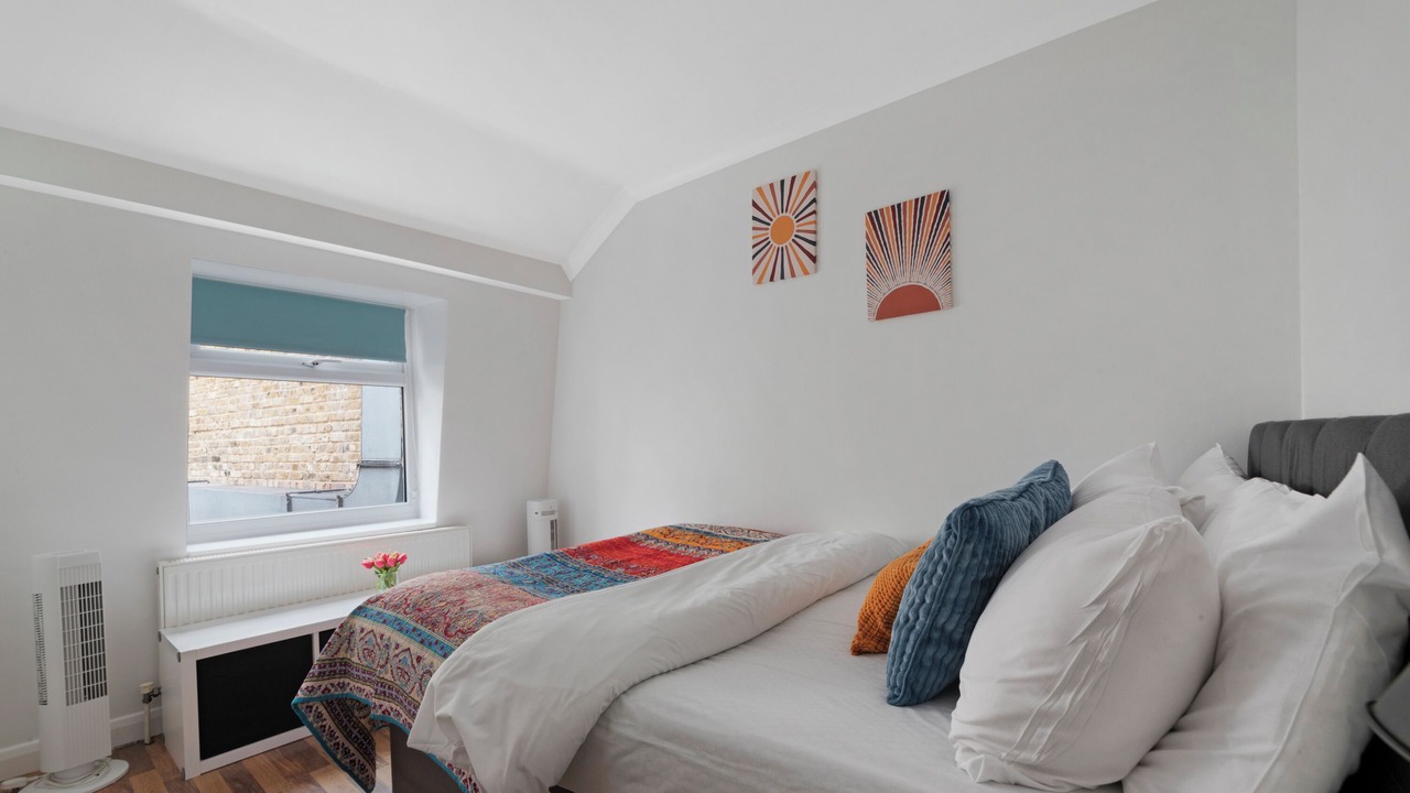 Photo of Bedroom in Bunhill
