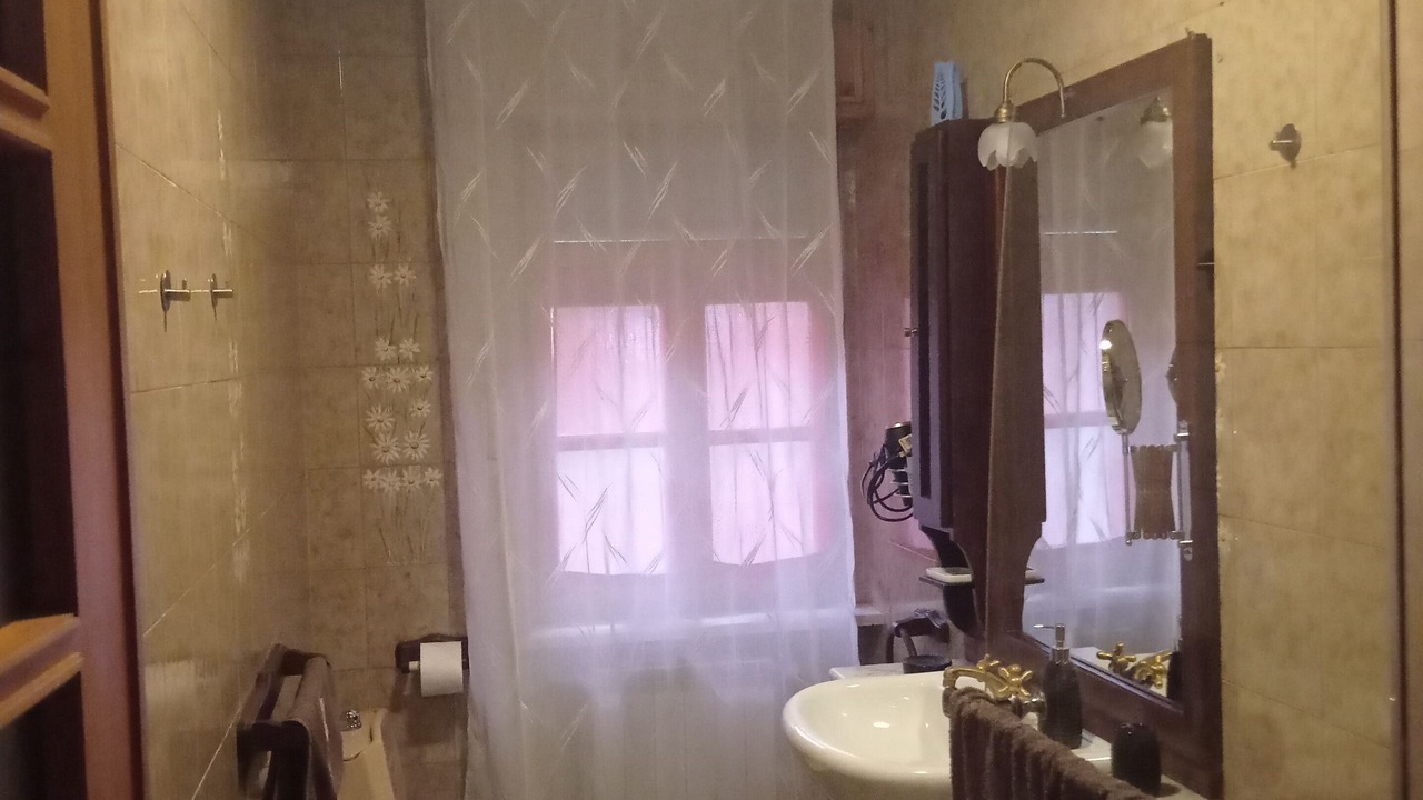 Photo of Bathroom in Villa-Nabian