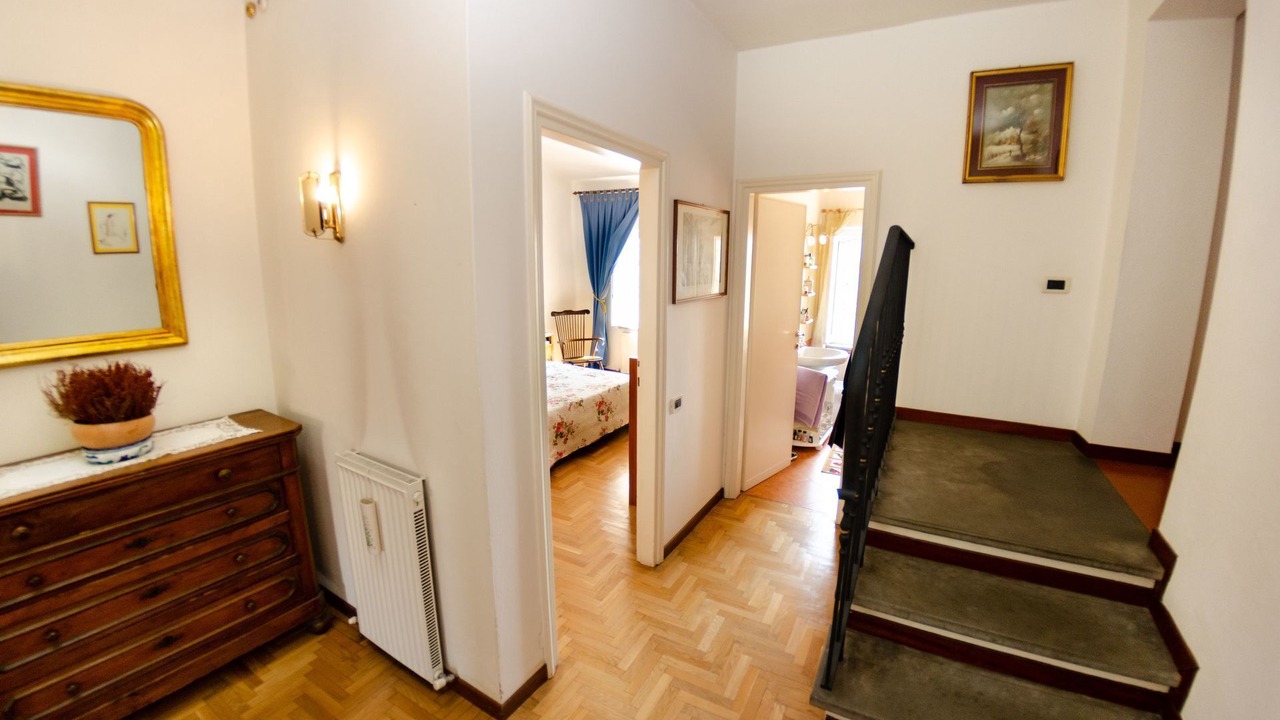Photo of Bedroom in Lucca Historical Center
