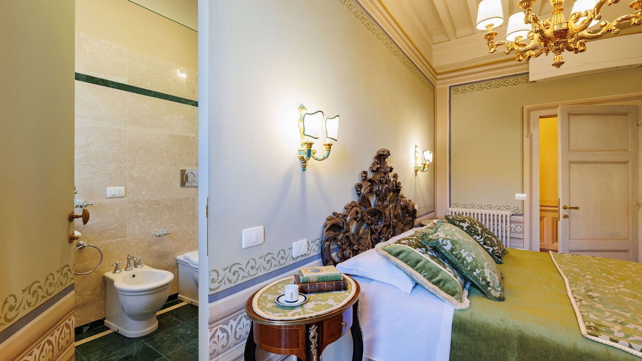 Photo of Bathroom in Cortona Old Town