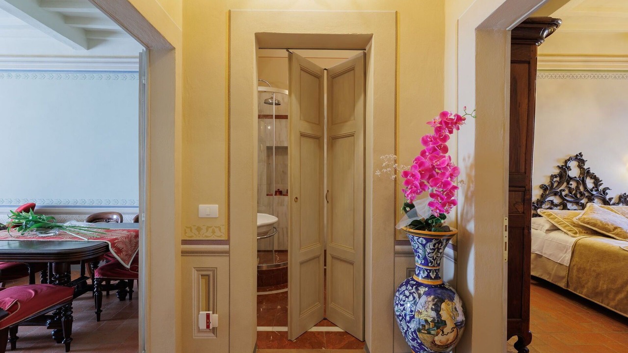 Photo of Bathroom in Cortona Old Town