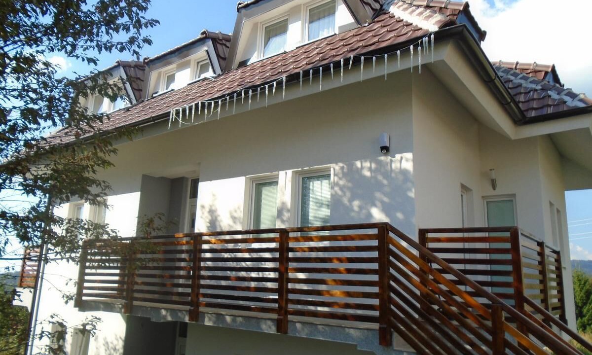 Photo of Outdoor in Lisina