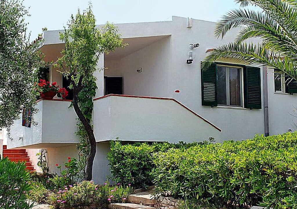 Photo of Buildings in Defensola