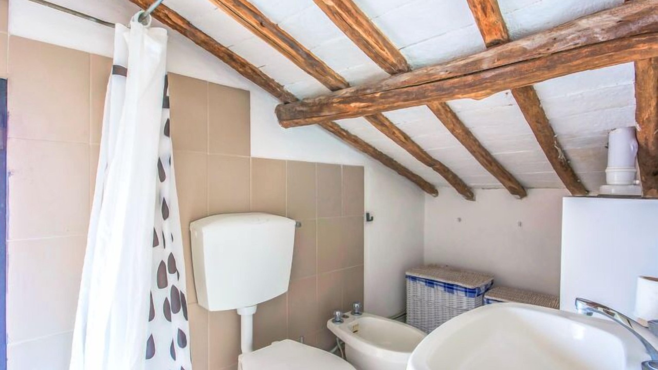 Photo of Bathroom in Simignano