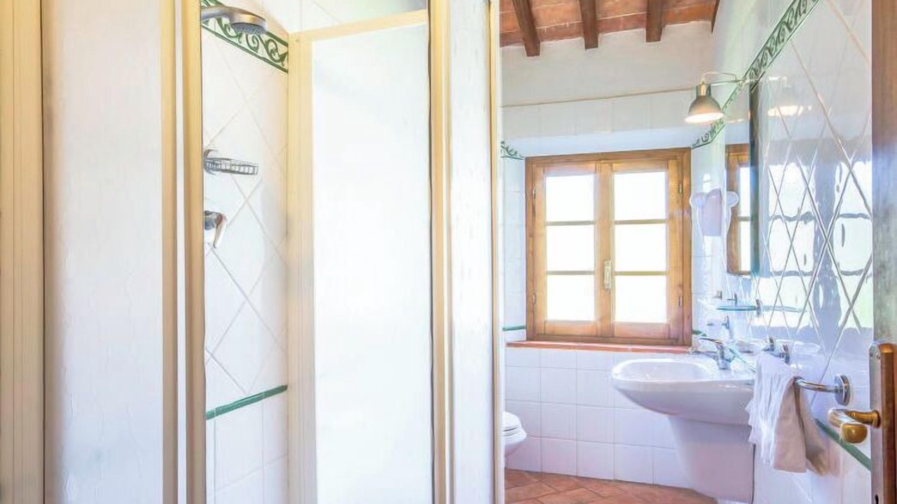 Photo of Bathroom in Capraia e Limite