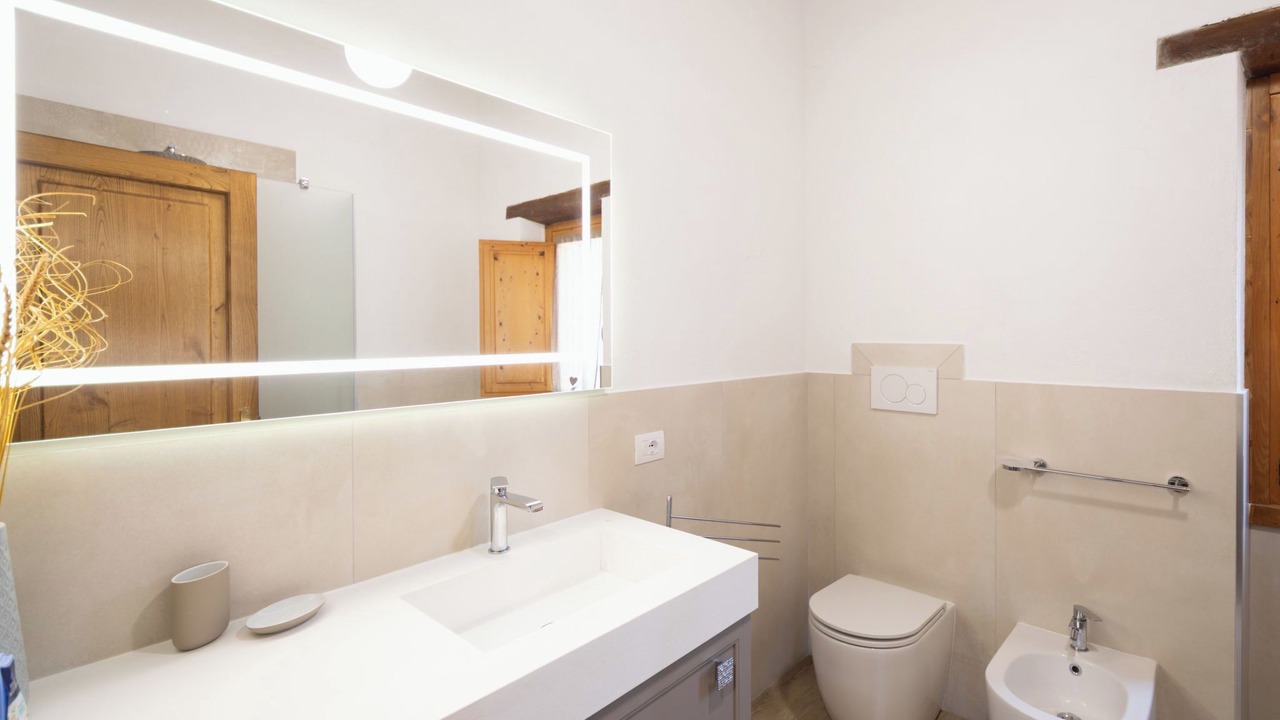 Photo of Bathroom in Loro Ciuffenna