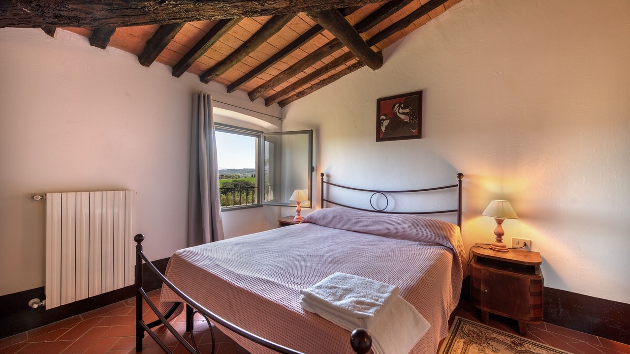 Photo of Bedroom in Montespertoli