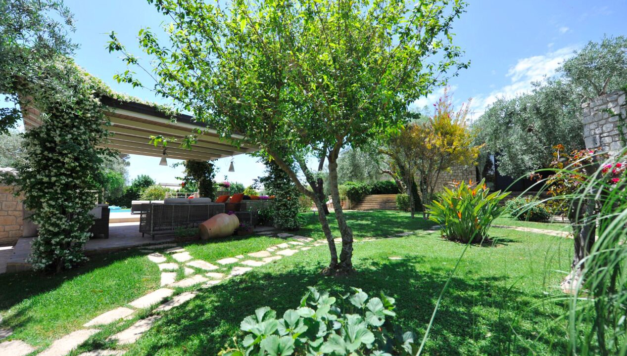 Photo of Outdoor in Michelica