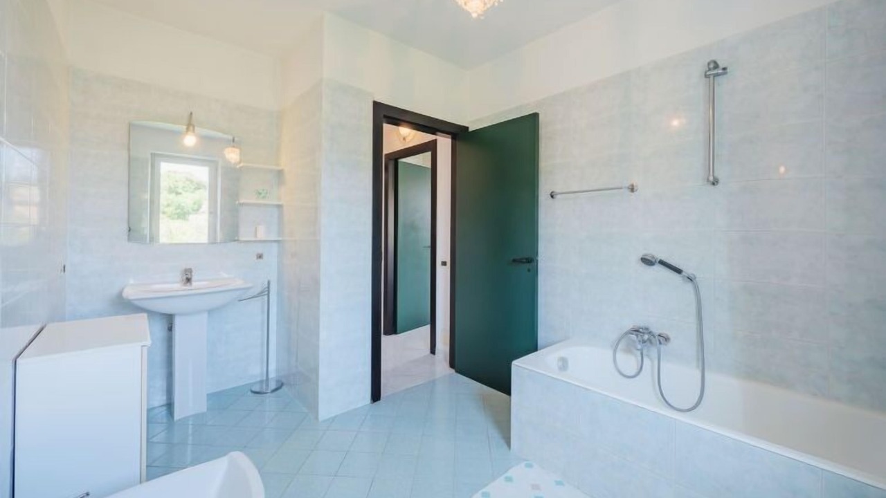Photo of Bathroom in Ameglia