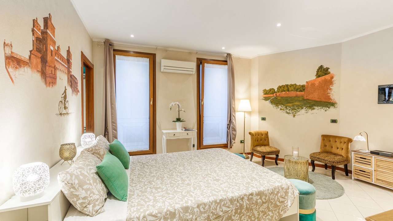 Photo of Bedroom in Ferrara Historic Centre