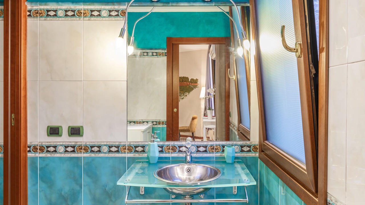 Photo of Bathroom in Ferrara Historic Centre