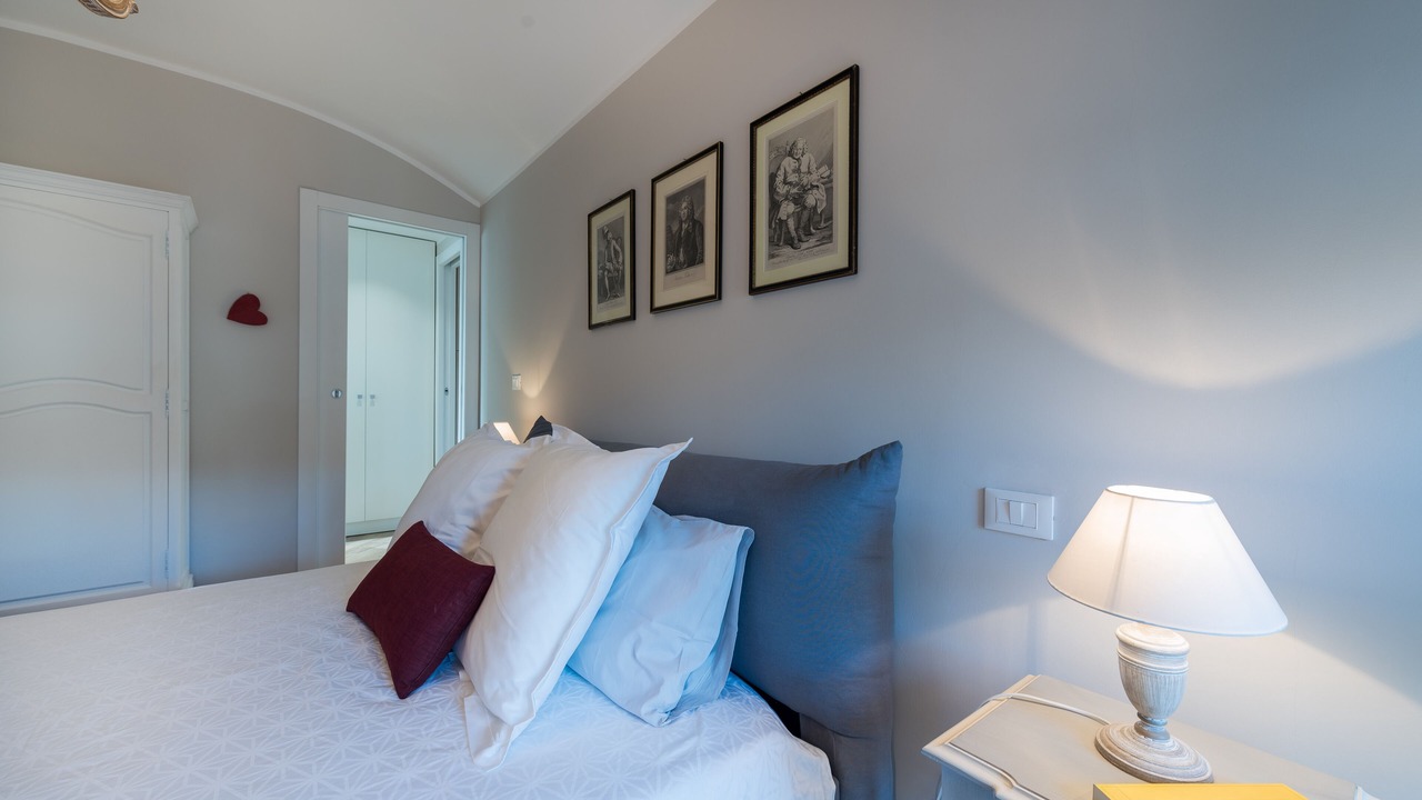 Photo of Bedroom in Roman Quarter