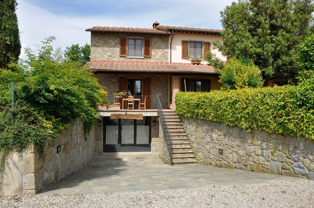 Photo of Buildings in Castroncello