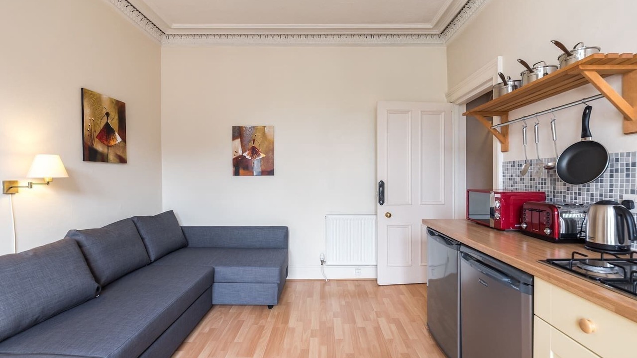Photo of Livingroom in West End