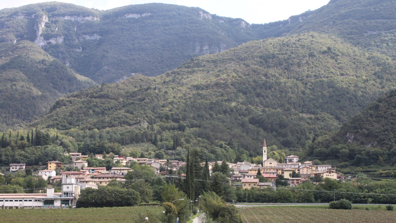Photo of Outdoor in Peri