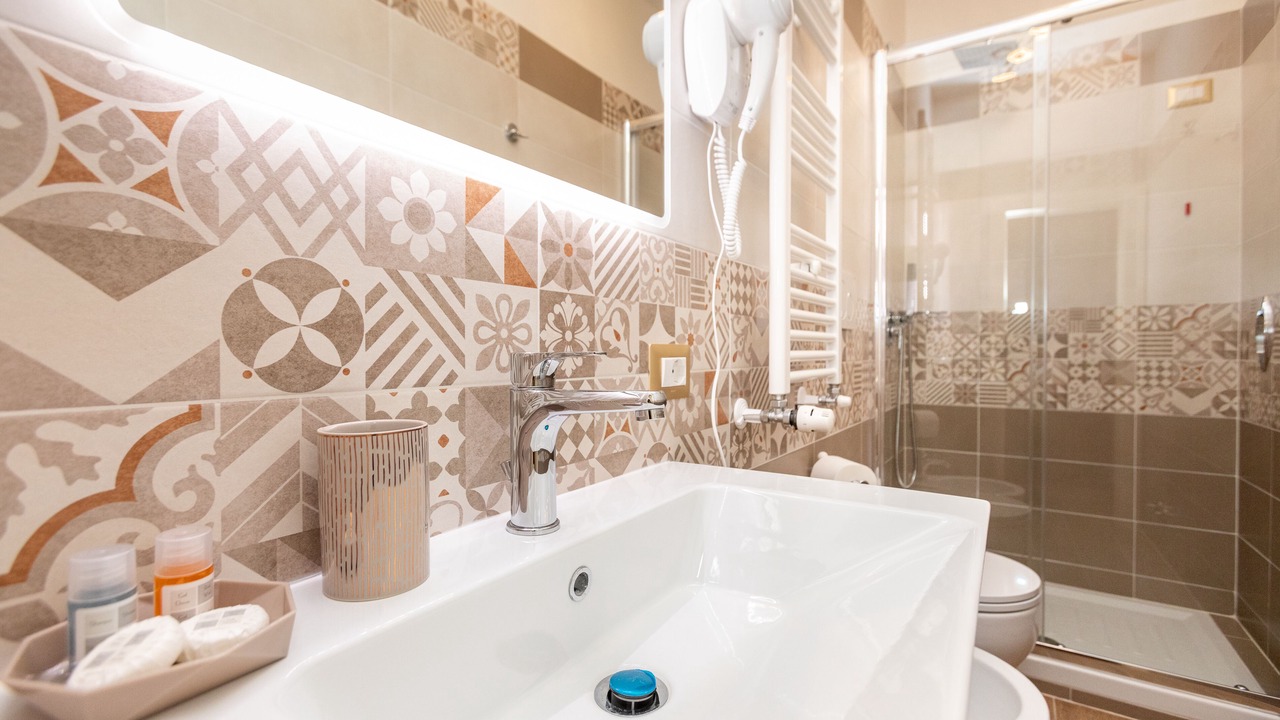 Photo of Bathroom in Esquilino
