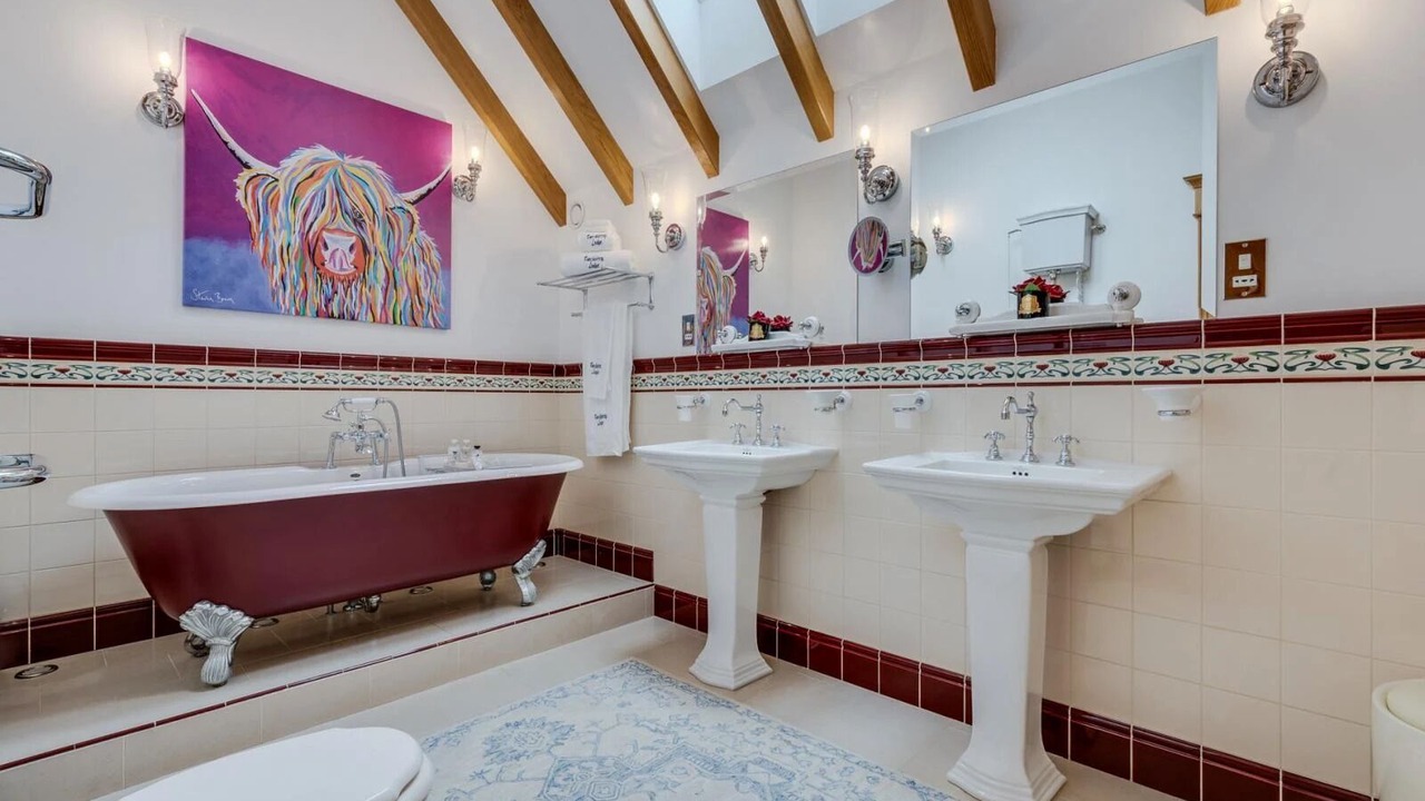 Photo of Bathroom in Cove