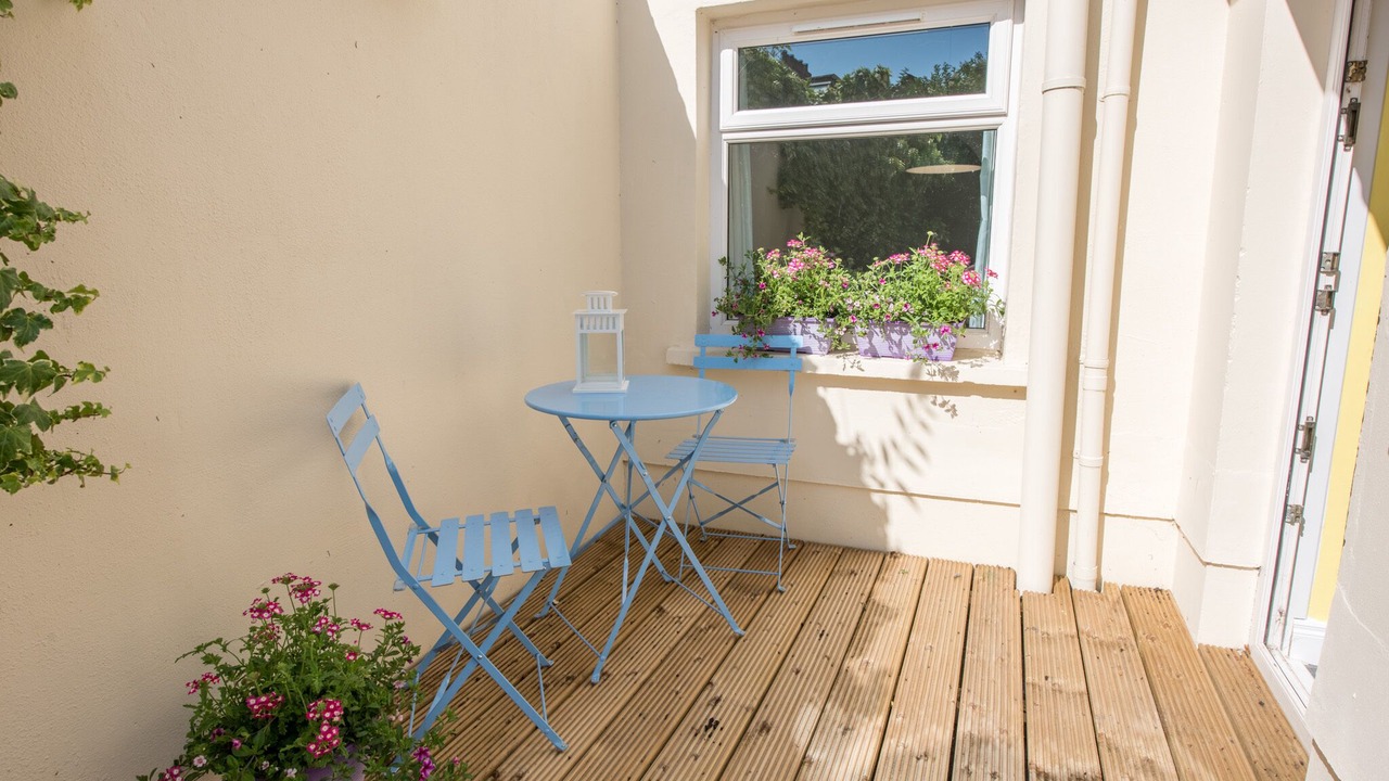Photo of Outdoor in Holywood