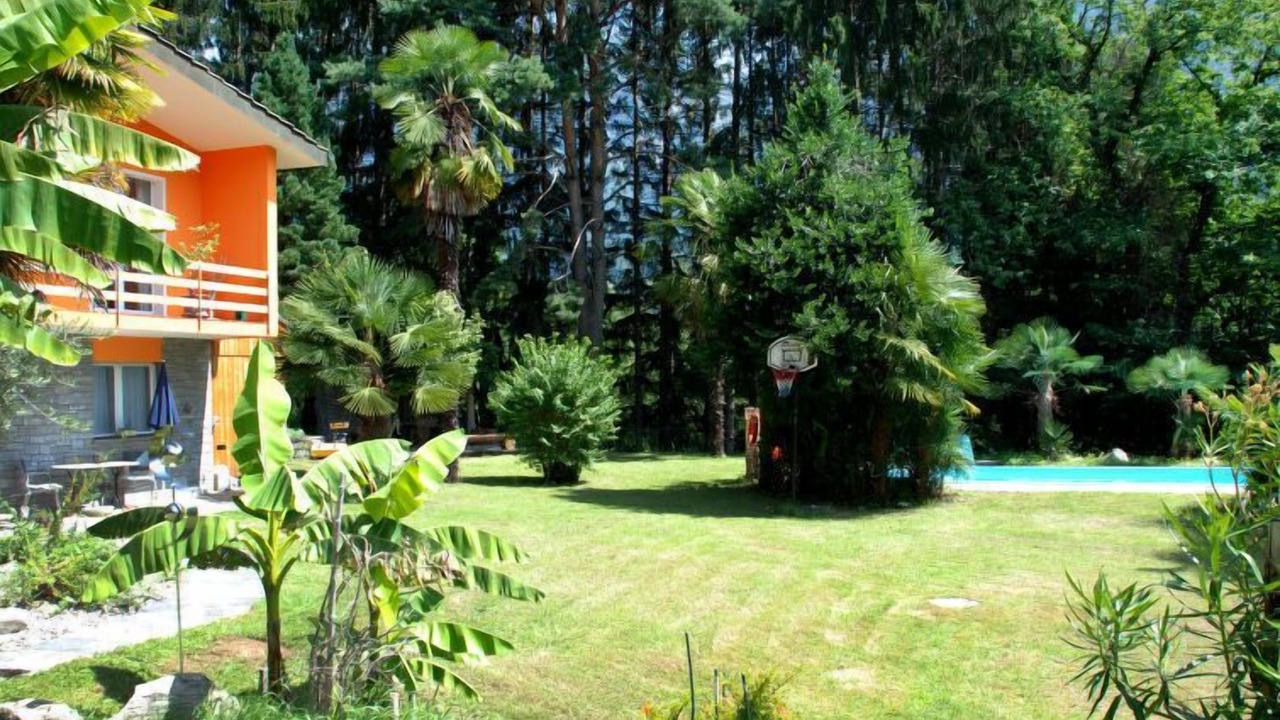 Photo of Outdoor in Negrentino