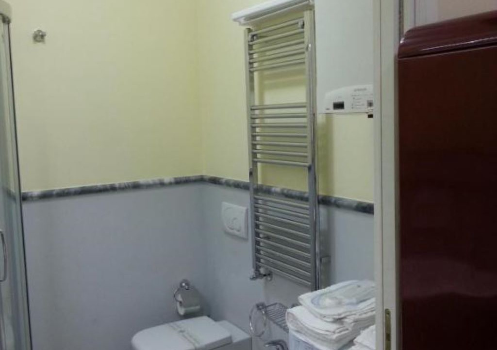 Photo of Bathroom in Genoa Historical Centre
