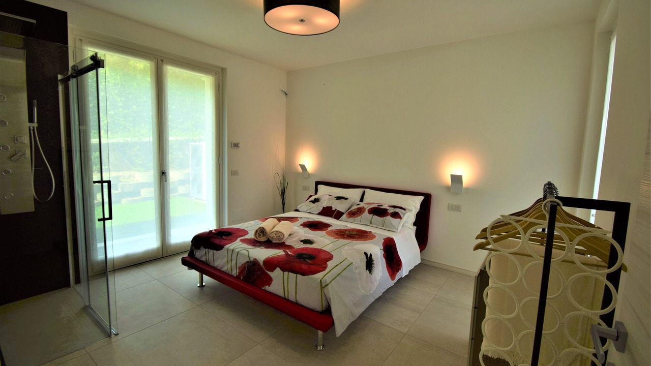 Photo of Bedroom in Oliveto Lario