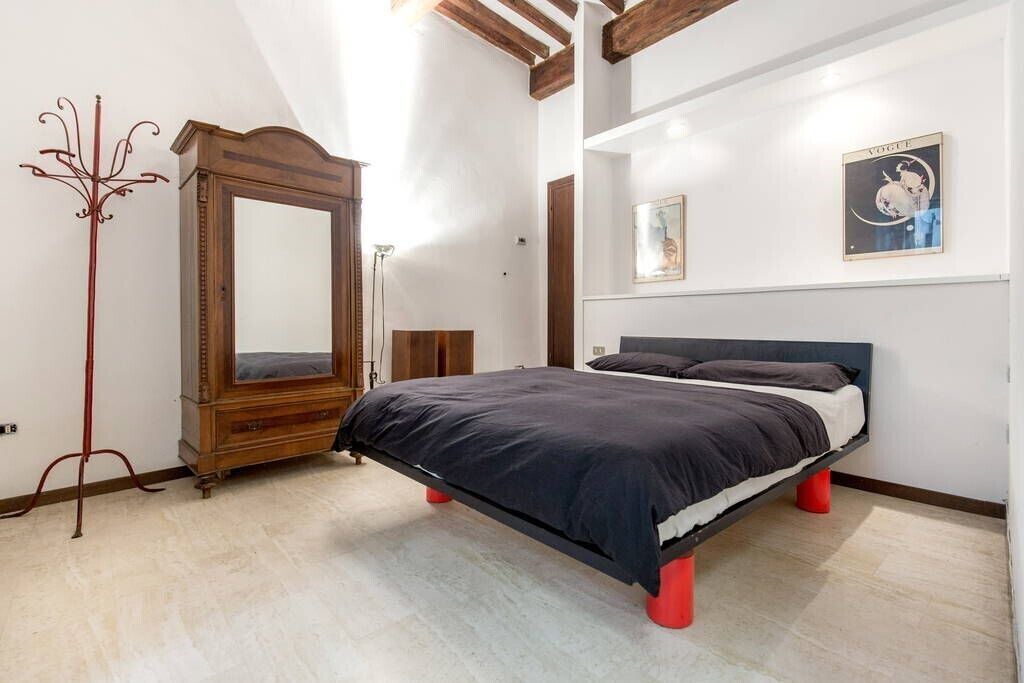 Photo of Bedroom in Montevarchi