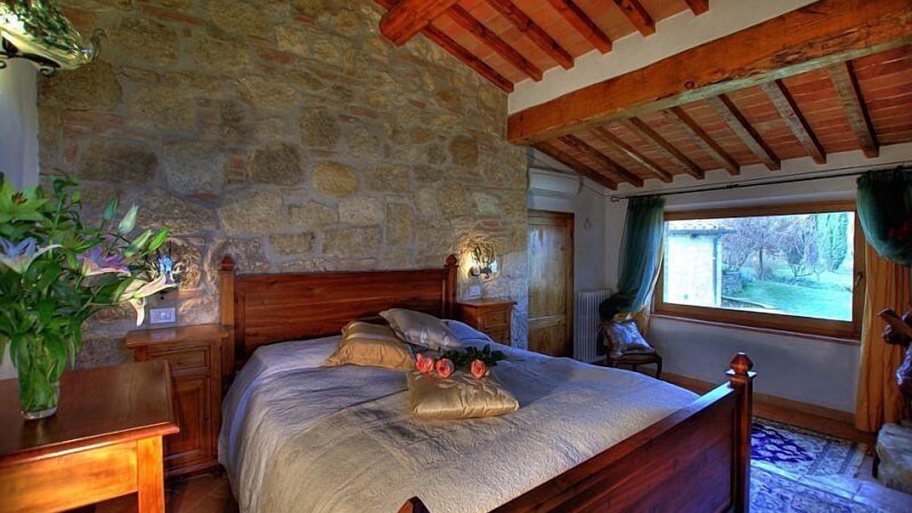 Photo of Bedroom in Montepulciano