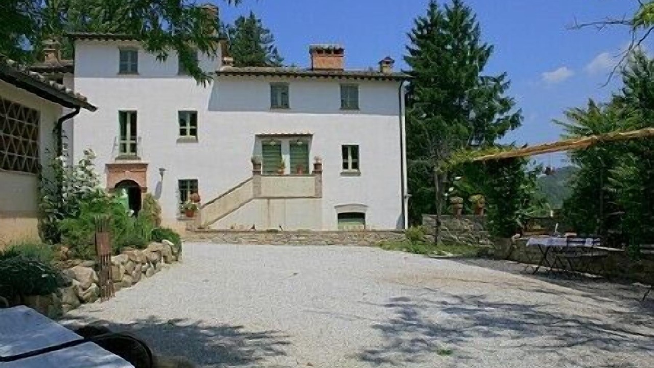 Photo of Outdoor in Montone