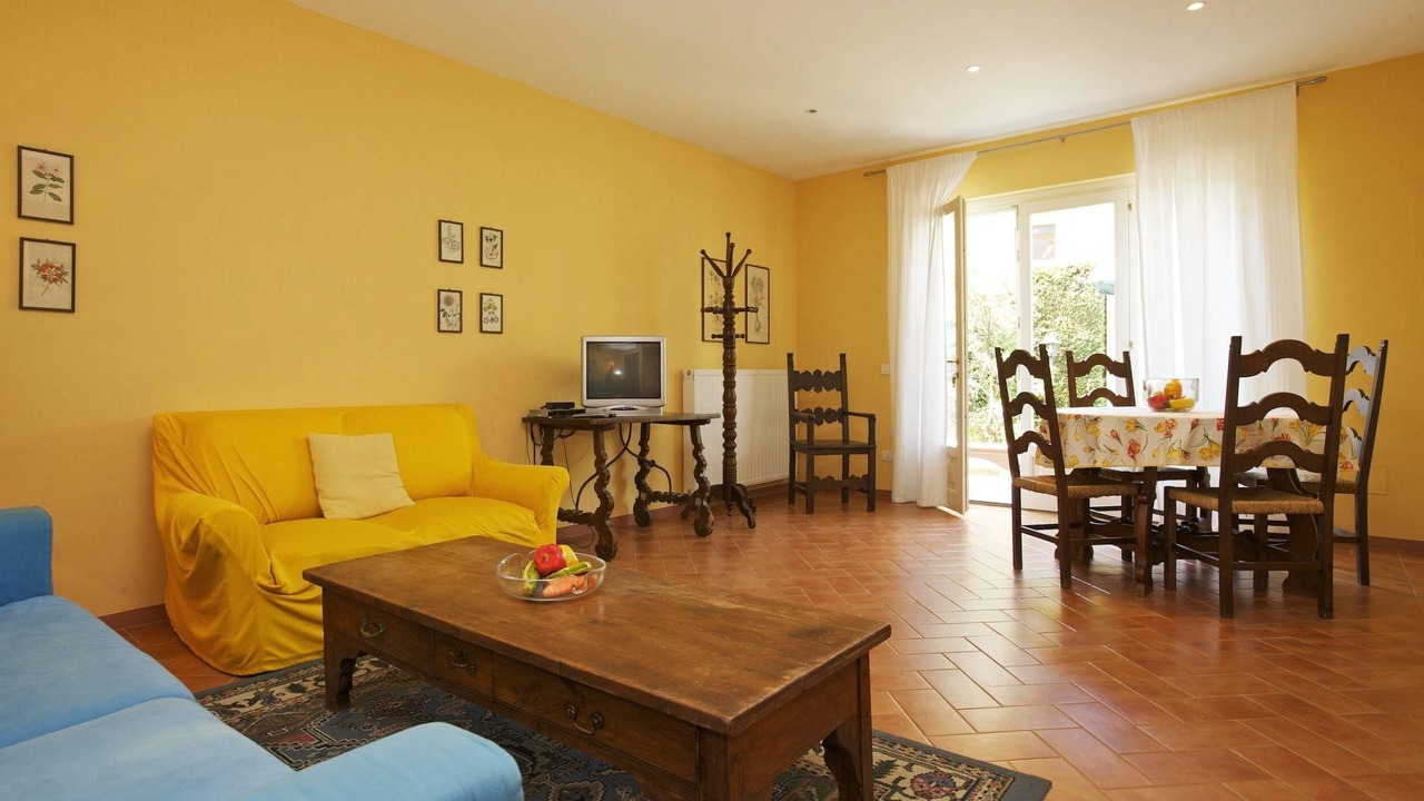 Photo of Livingroom in Intra