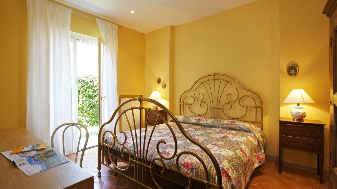 Photo of Bedroom in Intra