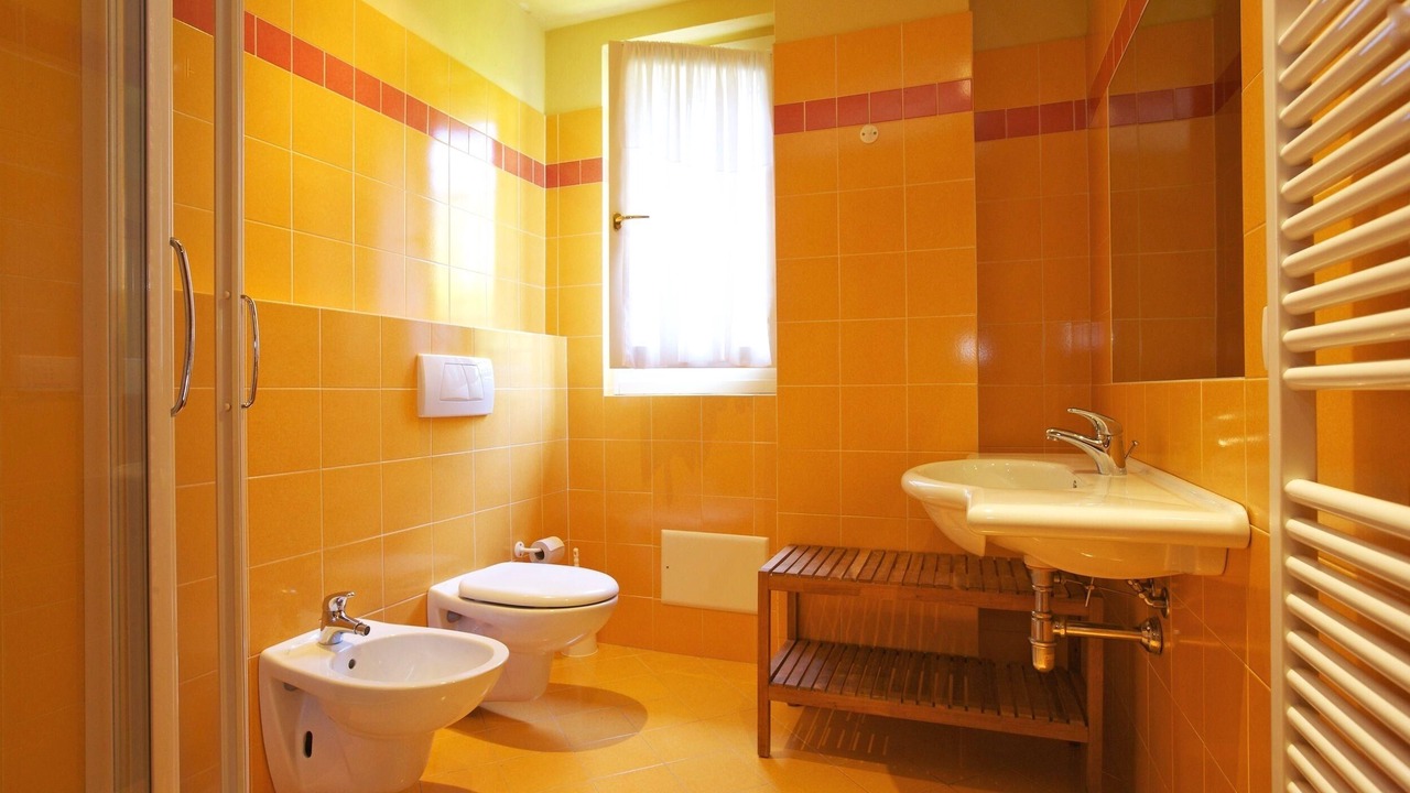 Photo of Bathroom in Intra