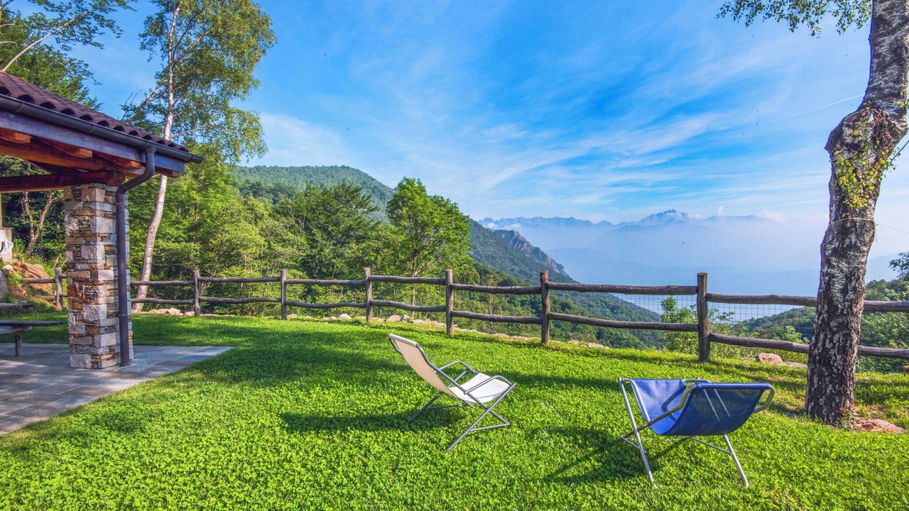 Photo of Outdoor in Levo