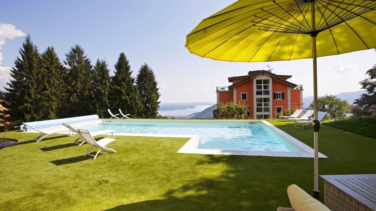 Photo of Outdoor in Comero