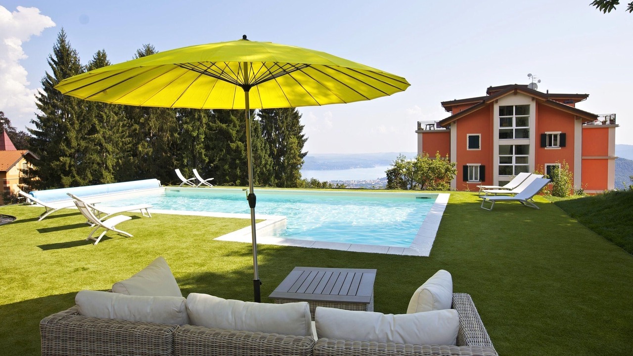 Photo of Outdoor in Comero