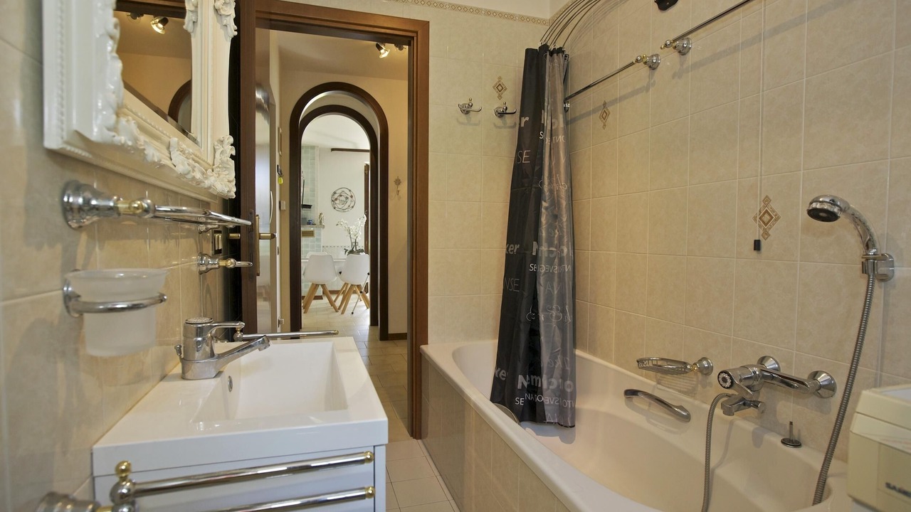 Photo of Bathroom in Pino Lago Maggiore