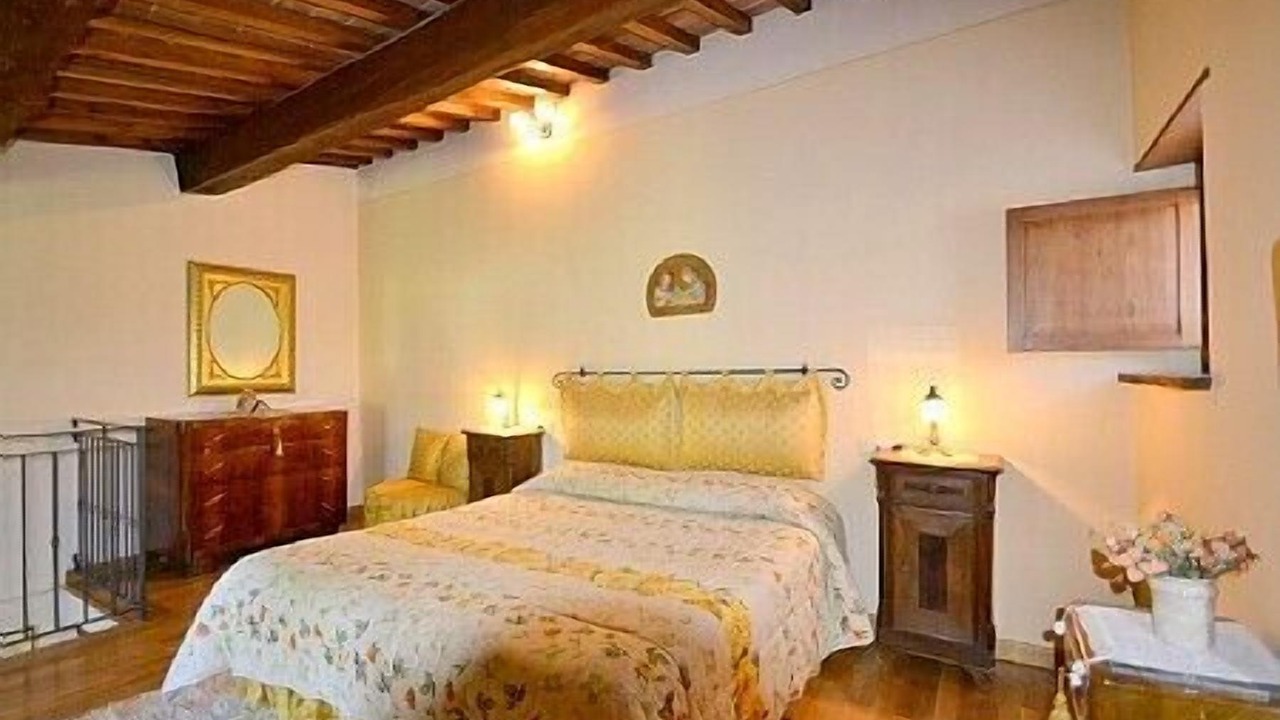 Photo of Bedroom in Castiglion Fiorentino
