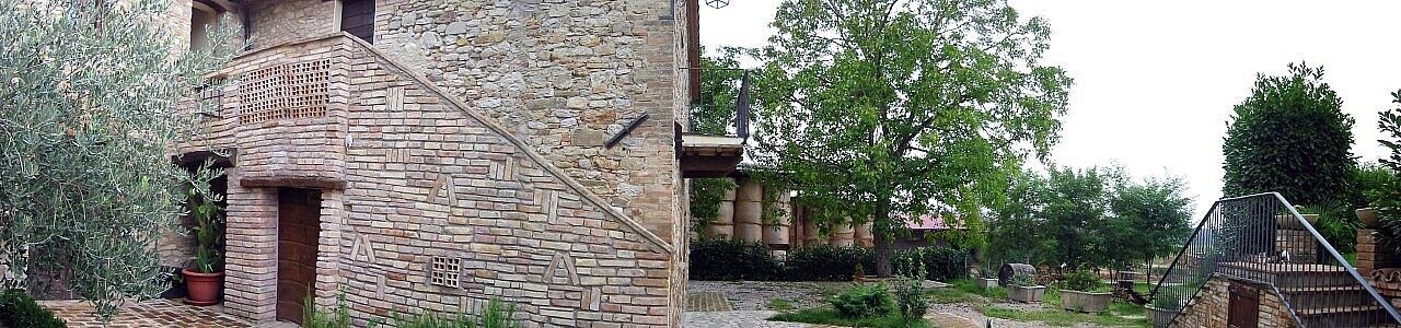 Photo of Outdoor in Montone