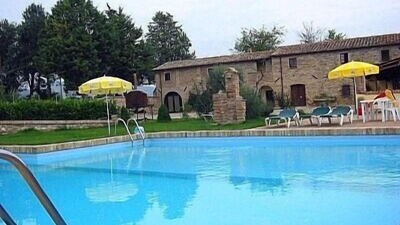 Photo of Outdoor in Montone