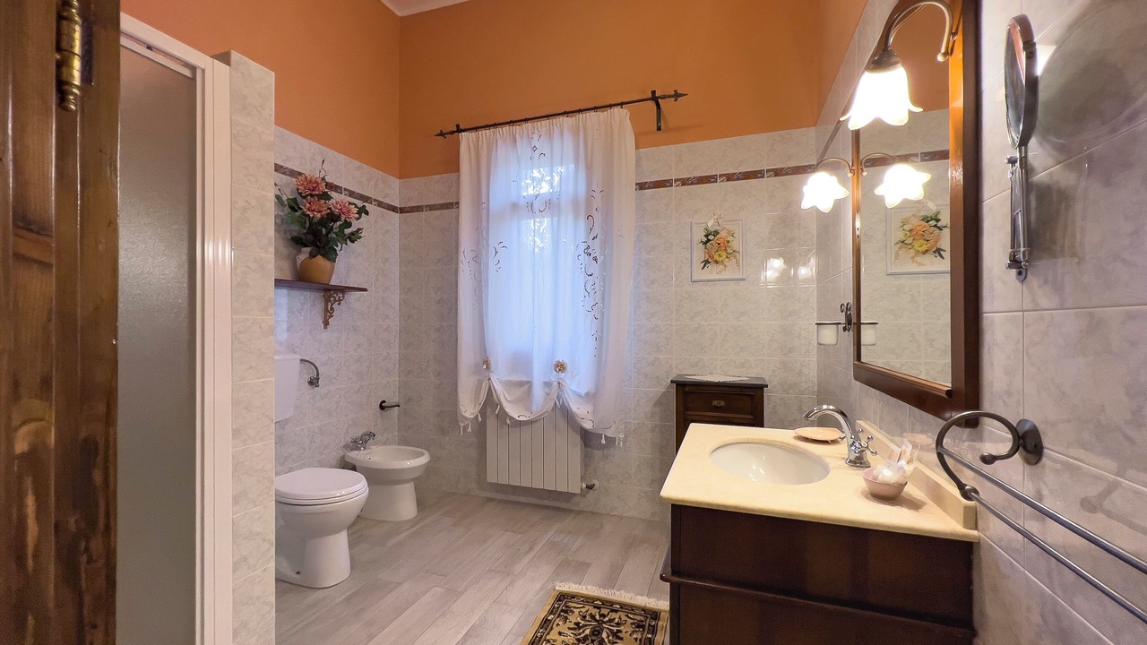 Photo of Bathroom in Iano