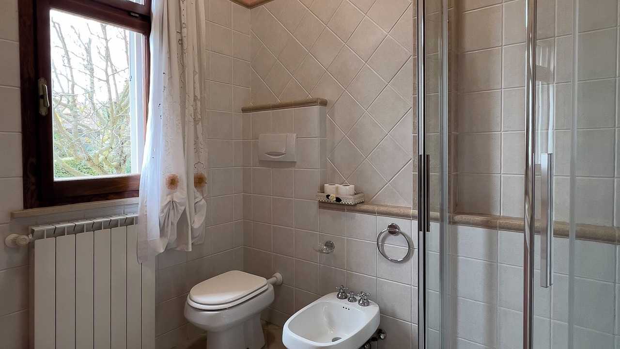 Photo of Bathroom in Iano