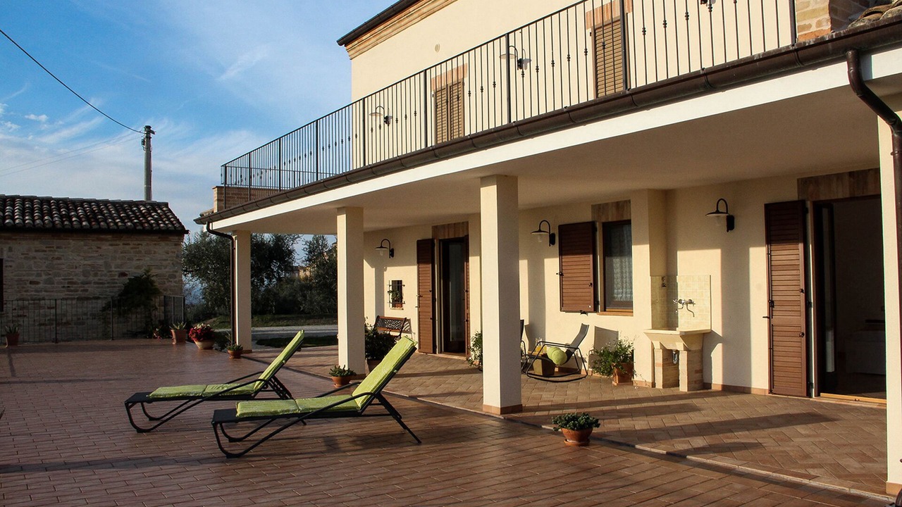Photo of Patio Balcony in Monteleone di Fermo