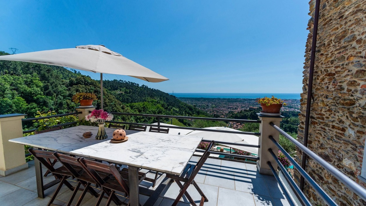 Photo of Outdoor in Massa