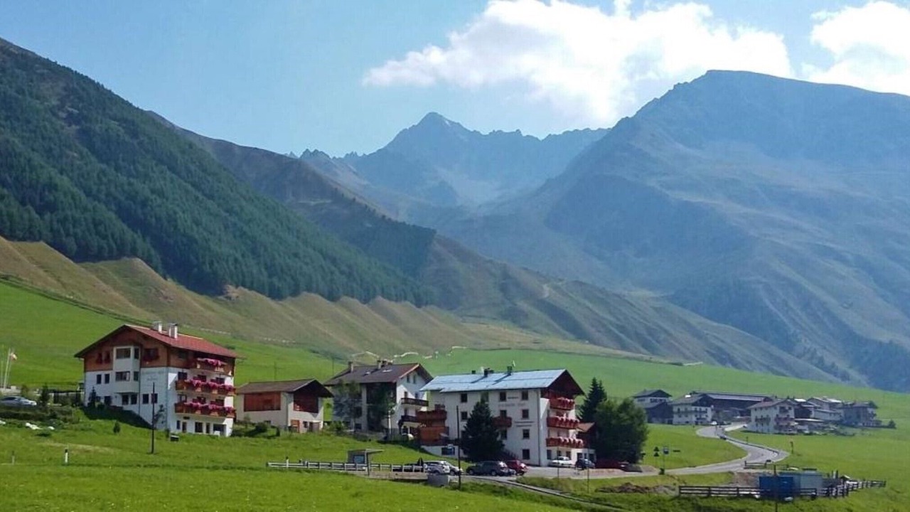 Photo of Outdoor in Melago