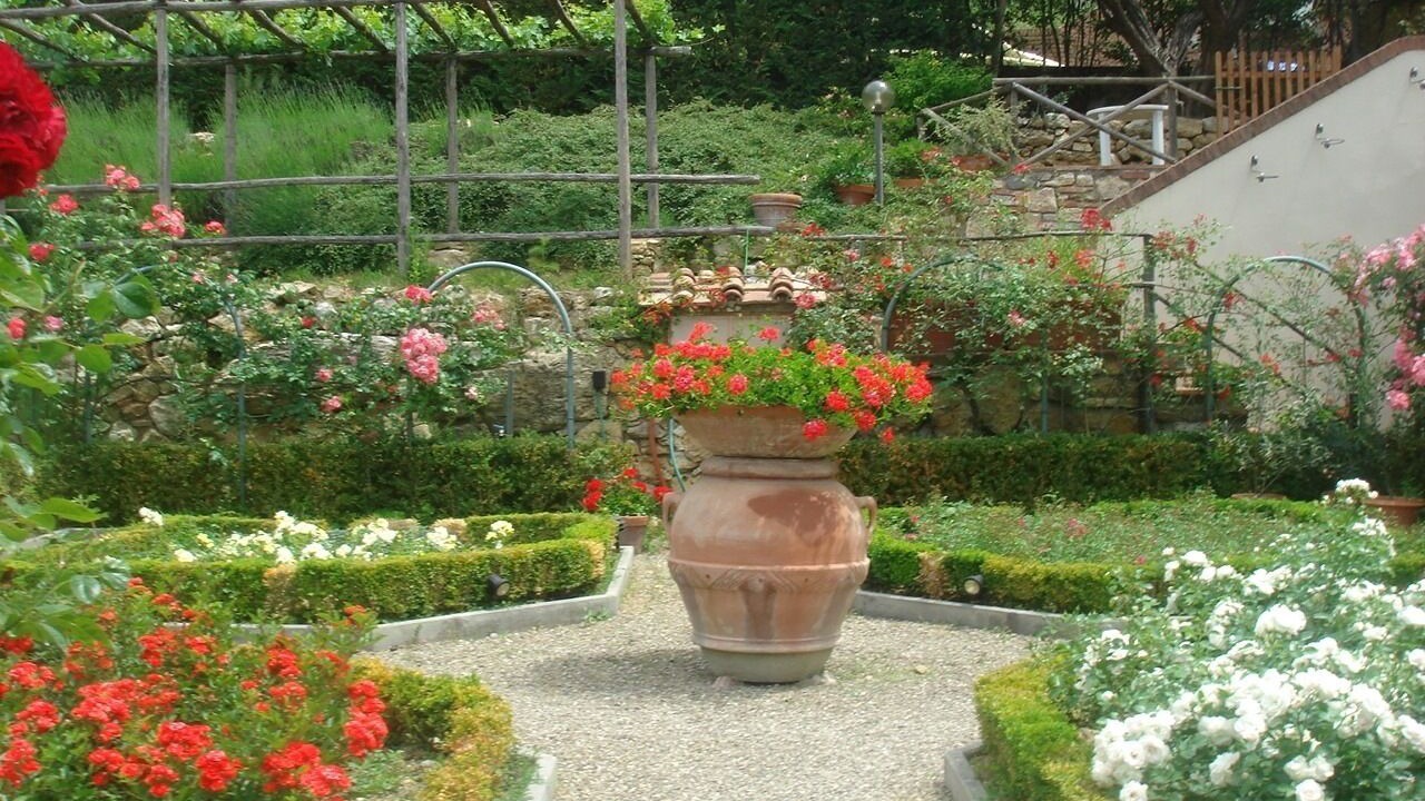 Photo of Outdoor in Iano