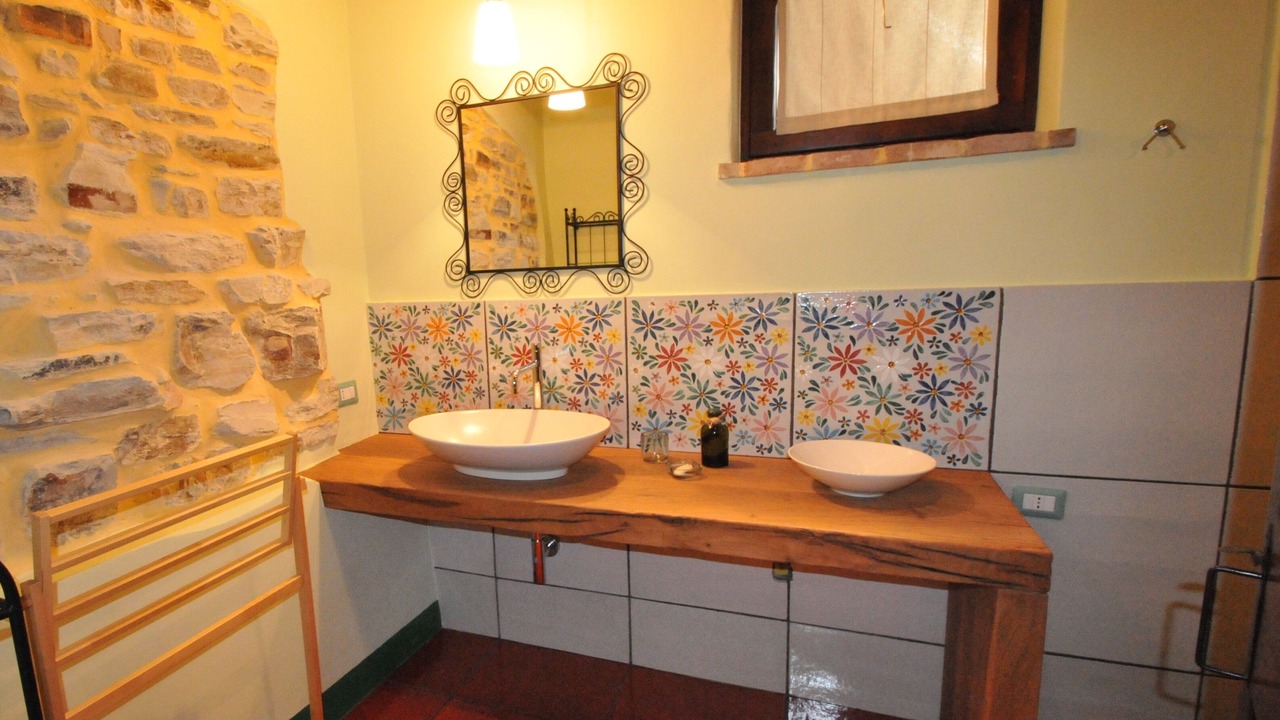 Photo of Bathroom in Avacelli